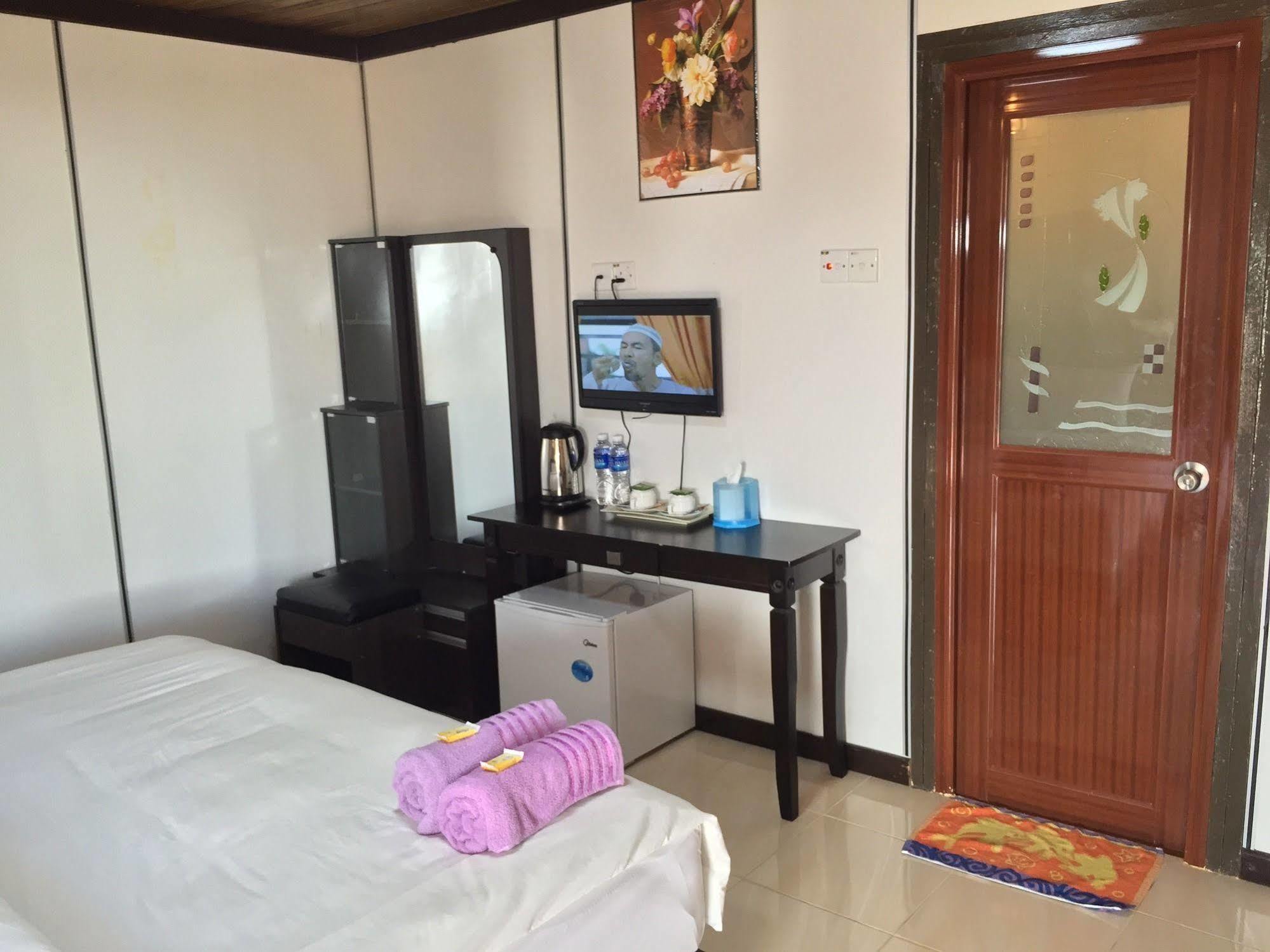 ราซา เซนัง วิลลา Hotel ปันไตเจอนัง ภายนอก รูปภาพ