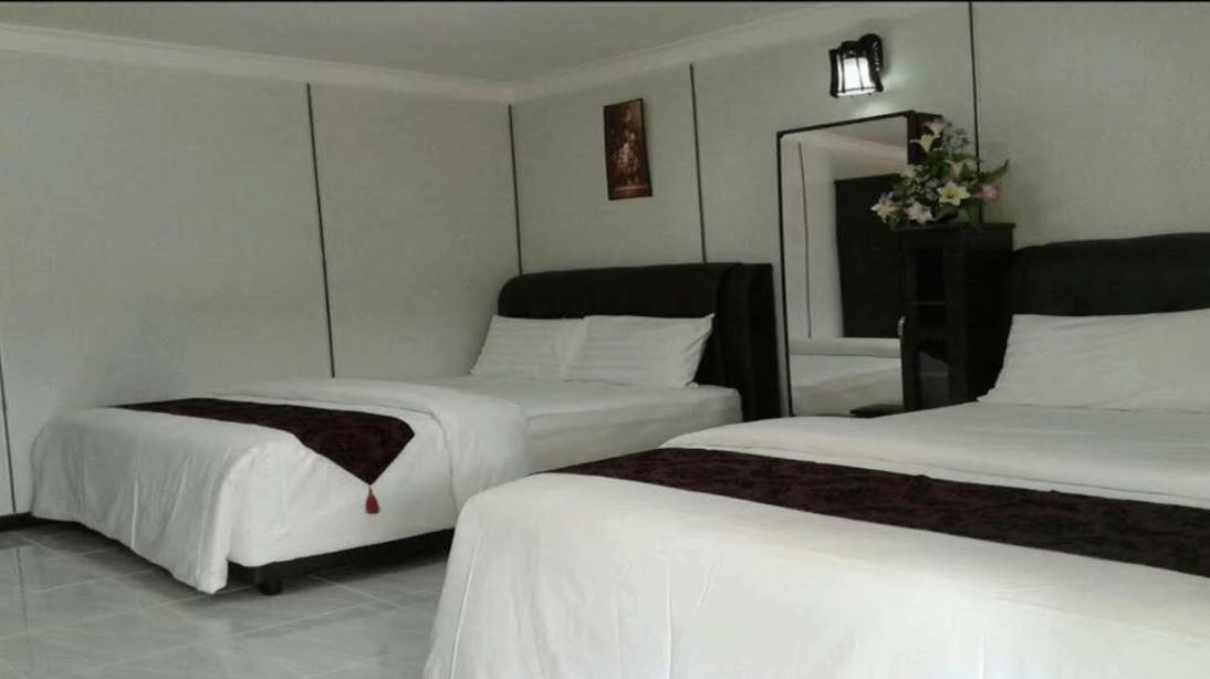 ราซา เซนัง วิลลา Hotel ปันไตเจอนัง ภายนอก รูปภาพ